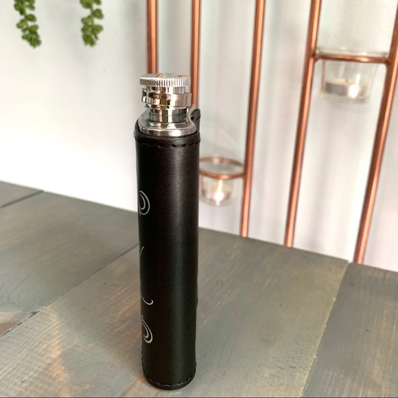 Small Whiskey Business Black Faux Leather Flask - Picture 5 of 6